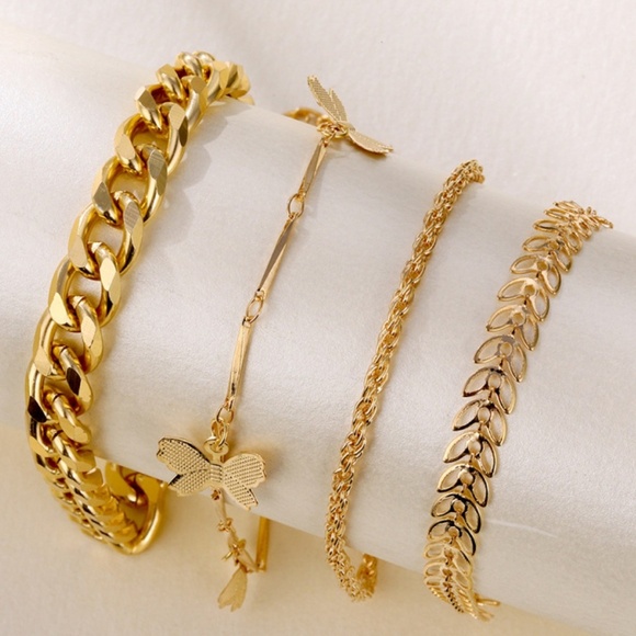 **KEZIAH* 4-Pc Gold Butterfly Fashion Bracelet Set - Picture 1 of 6